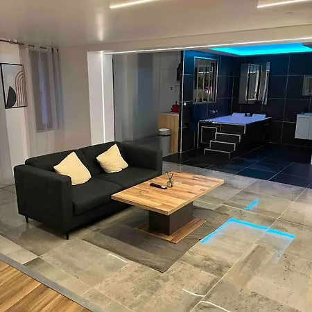 Appartamento Anemos Loft Private Mantes-la-Jolie